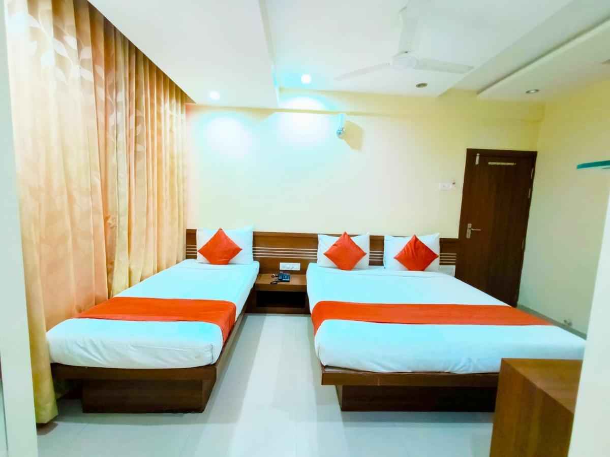 Hotel Sai Srushti By Neem Square Shirdi Exterior foto