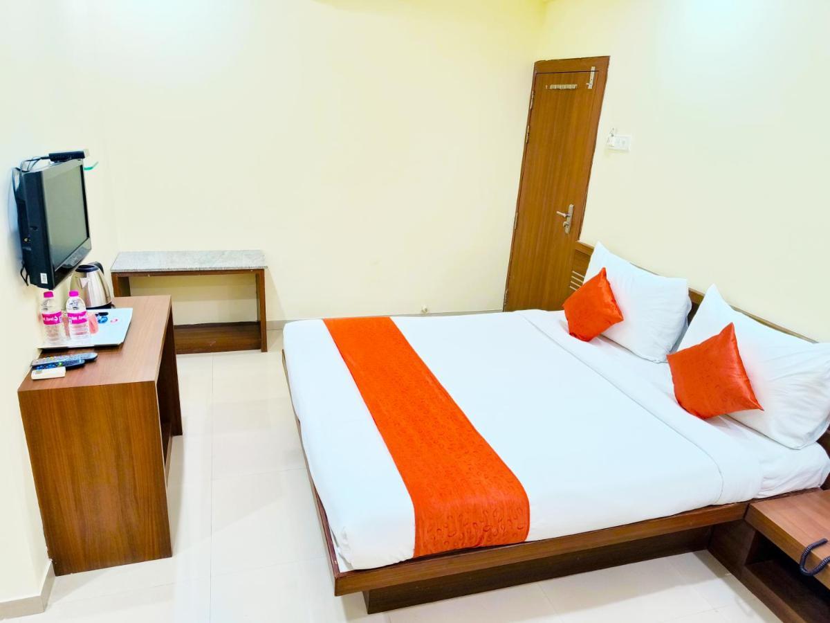 Hotel Sai Srushti By Neem Square Shirdi Exterior foto